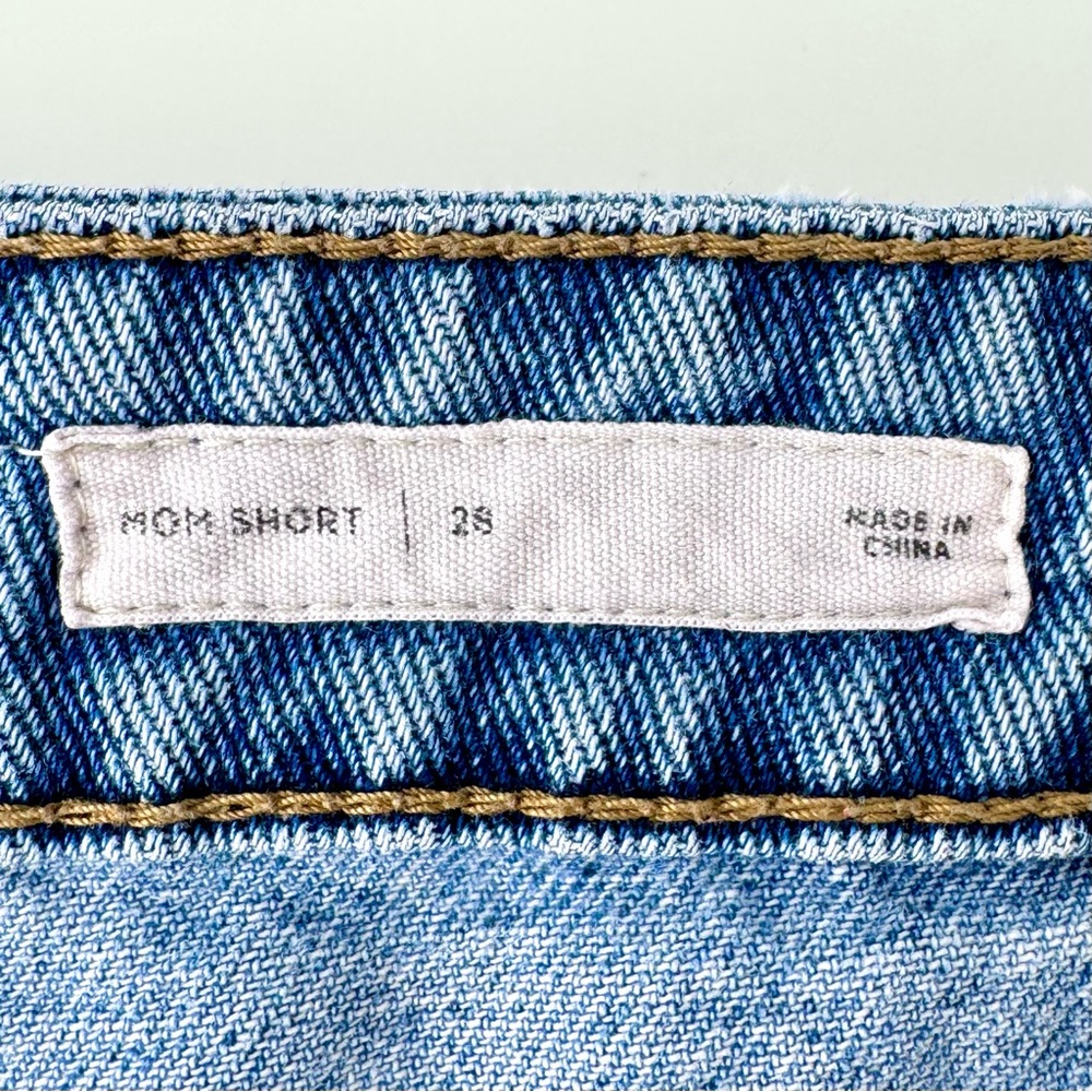 High Rise Light Wash Shorts - Picture 14 of 15